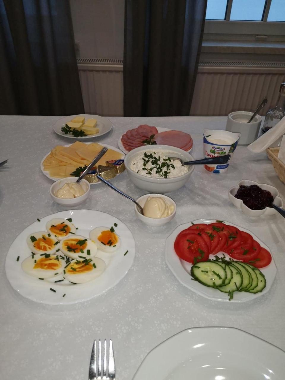 Pokoje Hotelowe Nad Jeziorem Jelen Bytów Dış mekan fotoğraf